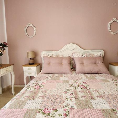 Queen Aspri Apartment 3' Min To The Beach! อันติกีรา ภายนอก รูปภาพ